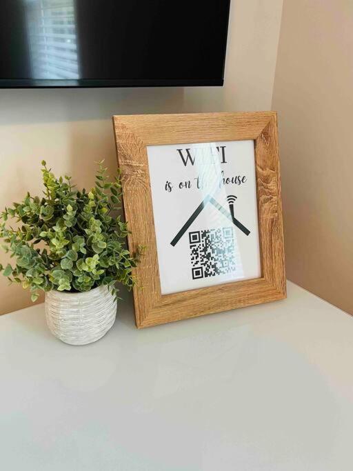 One-Of-A-Kind Smart, Cookie Themed Home For Up To 6 Кларксвілл Екстер'єр фото