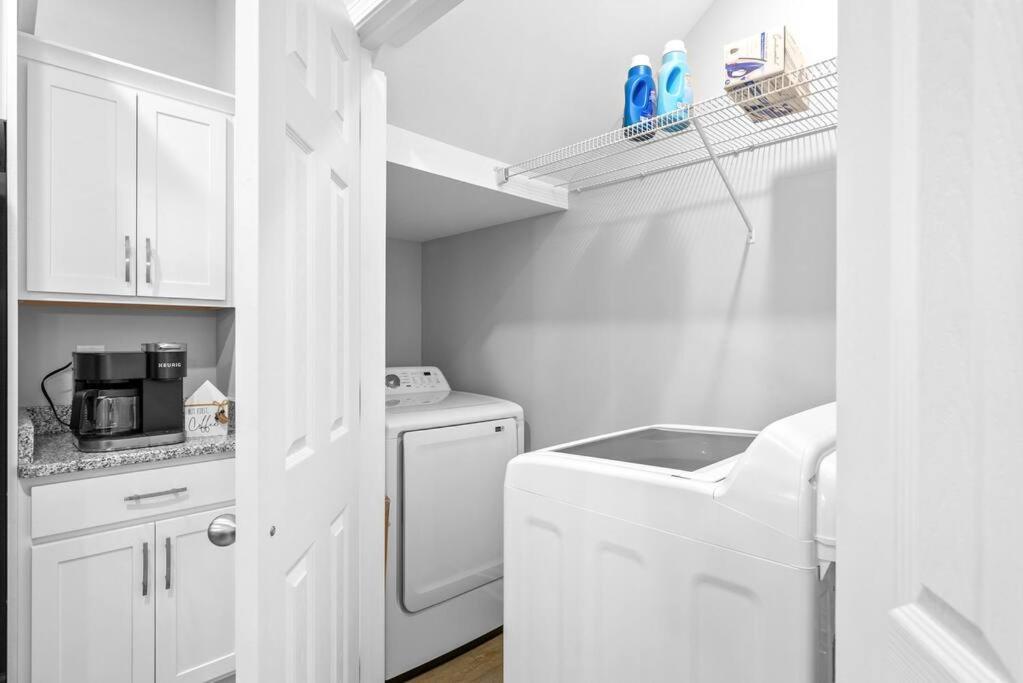 One-Of-A-Kind Smart, Cookie Themed Home For Up To 6 Кларксвілл Екстер'єр фото