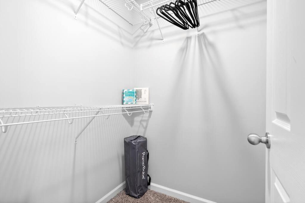 One-Of-A-Kind Smart, Cookie Themed Home For Up To 6 Кларксвілл Екстер'єр фото